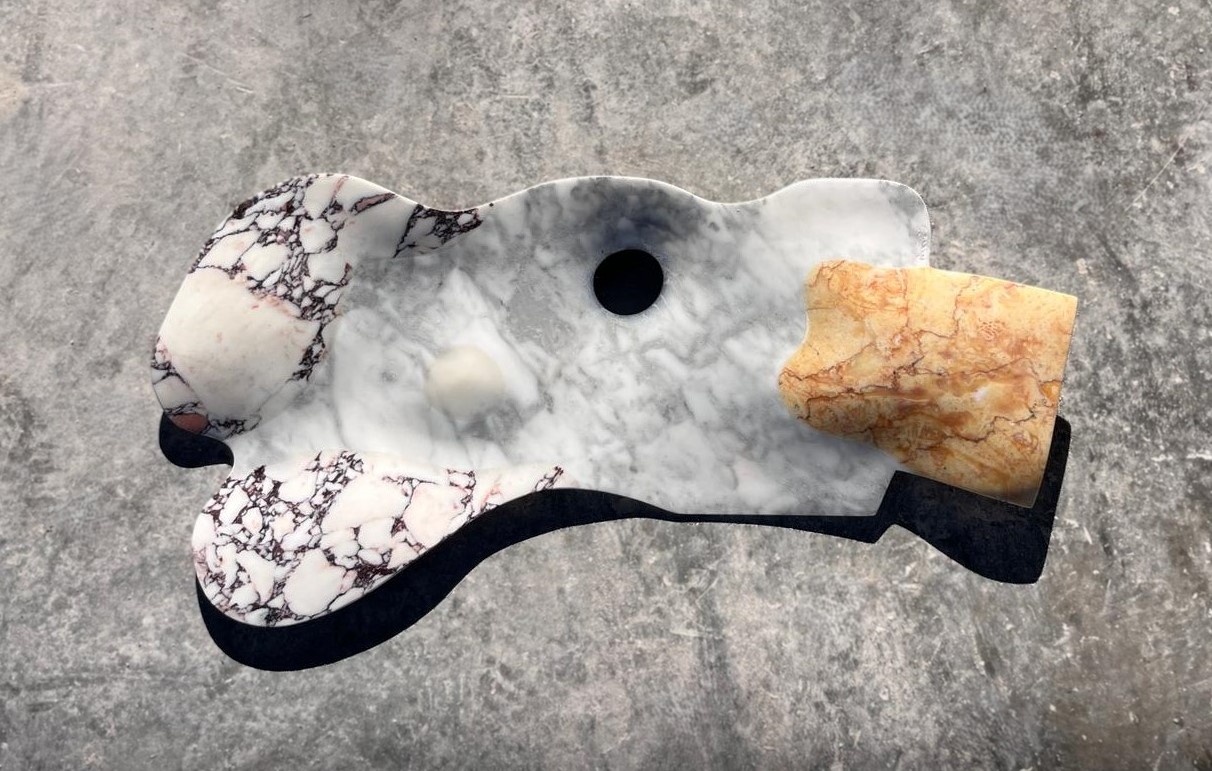 Escultura de mármol